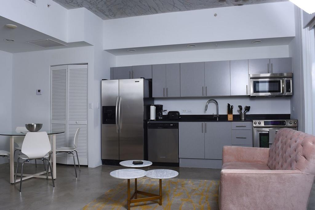 מיאמי Real Living Hotel Residence מראה חיצוני תמונה